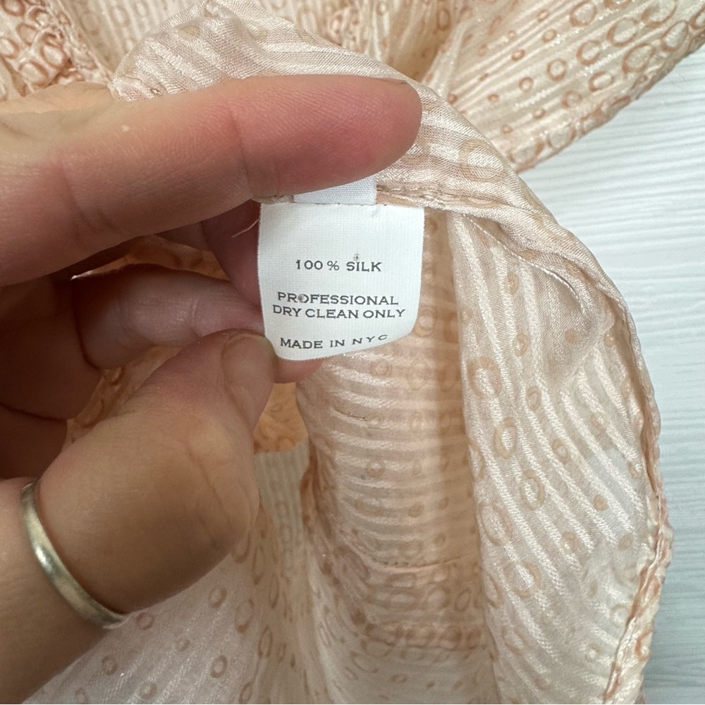 Ulla Johnson light pink silk blouse flawed - Picture 10 of 11